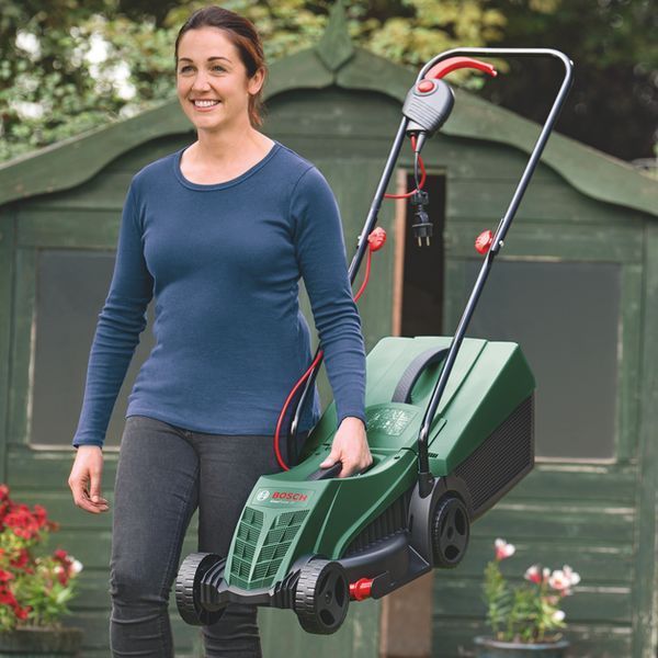 Газонокосарка електрична Bosch EasyRotak 32-205 : 1.2 кВт, ширина захвата 32 см (06008A6300) 06008A6300 фото