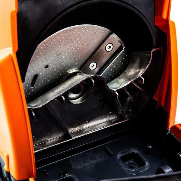 Качественный измельчитель GTM DS2800/45, ножевой механизм (DS2800/45) : 2800 Вт, диаметр ветки 45 мм, нож 83300 фото