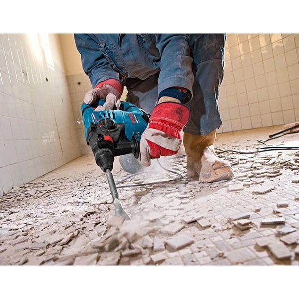 Профессиональный электрический перфоратор Bosch Professional GBH 3-28 DRE в чемодане: 800 Вт, 3.1 Дж, SDS-Plus 061123A000 фото