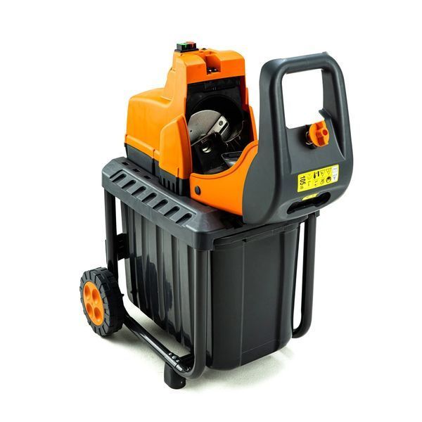 Качественный измельчитель GTM DS2800/45, ножевой механизм (DS2800/45) : 2800 Вт, диаметр ветки 45 мм, нож 83300 фото