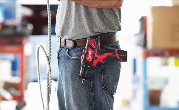 Потужний дрель-шуруповерт Milwaukee M12 BDD-202C : АКБ 12V, 2 Аh, 30 Нм, 2 акума + зарядне + кейс 4933441915 4933441915 фото