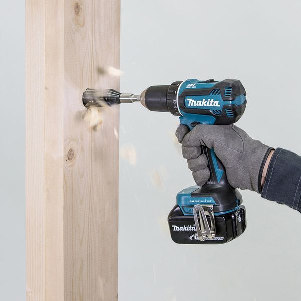 Аккумуляторная ударная дрель-шуруповерт Makita DHP485RFJ : 2 акб Li-ion 18 В, 3 Ah + з/у DHP485RFJ фото