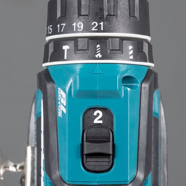 Аккумуляторная ударная дрель-шуруповерт Makita DHP485RFJ : 2 акб Li-ion 18 В, 3 Ah + з/у DHP485RFJ фото