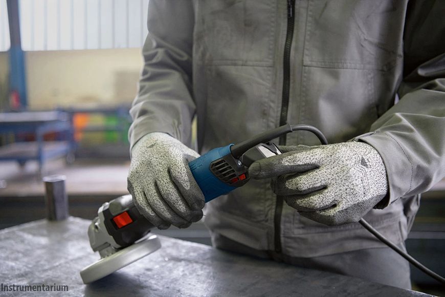 Профессиональная болгарка Bosch GWS 17-125 S: 1700 Вт, диск 125мм, с регулировкой оборотов 06017D0300 фото