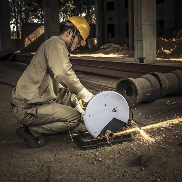 Пила монтажна мережева STANLEY SSC22:2200 Вт, диск 355 мм, глибина різання 125 мм, кабель 3 м, 15,5 кг SSC22 фото