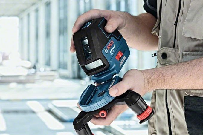 Профессиональный лазерный нивелир Bosch GLL 3-50 + BM1 + L-BOXX (0601063802): 4 батарейки 1,5 В LR6 0601063802 фото