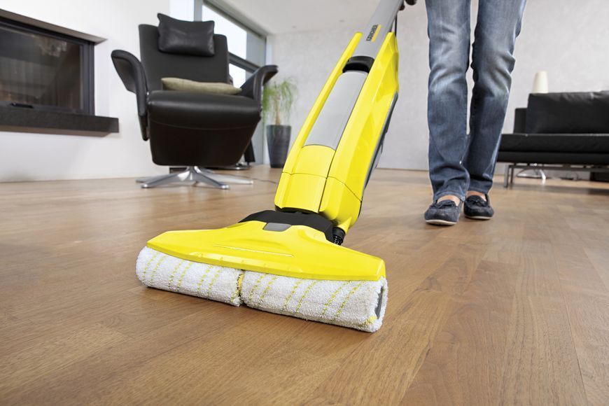 Очиститель пола аккумуляторный KARCHER FC 5 (швабра) 1.055-400.0 фото