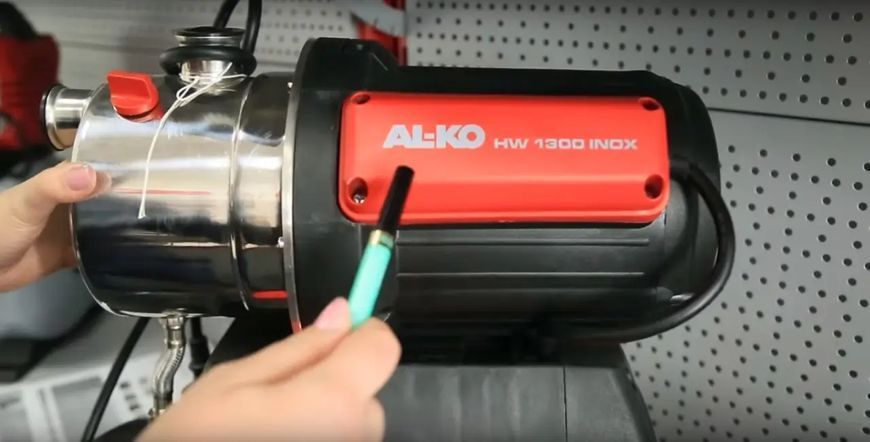 Мощная насосная станция HW 1300 Inox(113249): 1300 Вт, до 50 м, 5000 л/ч 113249 фото