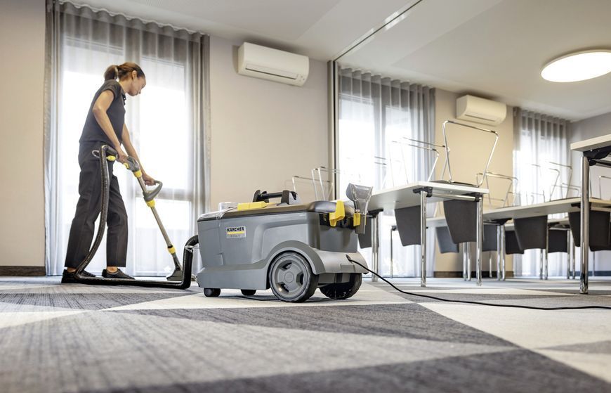 Порохотяг миючий KARCHER Puzzi 10/1 (1.100-131.0) 1.100-131.0 фото