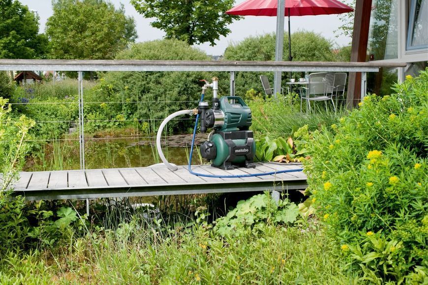 Мощная бытовая насосная станция Metabo HWWI 4500/25 Inox: 1300 Вт, 4500 л/час, 4,8 бар 600974000 фото