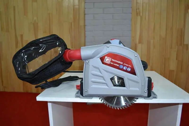 Погружная дисковая пила Holzmann TAS 165PRO с линейкой Holzmann FS 1500 комплект TAS 165PRO+FS 1500 фото