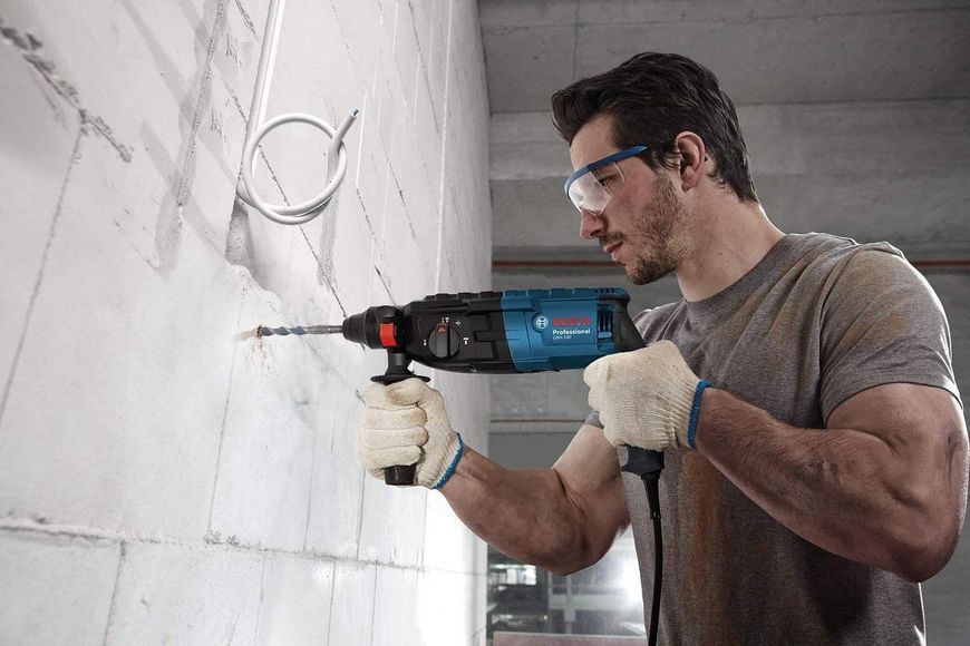 Професійний ударний електричний прямий перфоратор Bosch GBH 240 : 790 Вт, 2.7 Дж (0611272100) 0611272100 фото