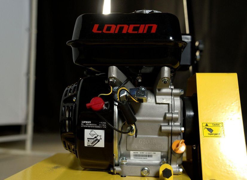 Віброплита з двигуном LONCIN MAST Bautechnik MT-P120 (удар 25 кН / Підошва - 60х45см, до 40см) MT-P120 фото
