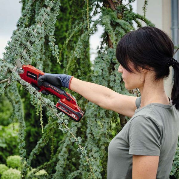 Секатор аккумуляторный Einhell GE-LS 18 Li-Solo (без АКБ и ЗУ) : 18B, 28мм толщины, 0.9 кг (3408300) 3408300 фото