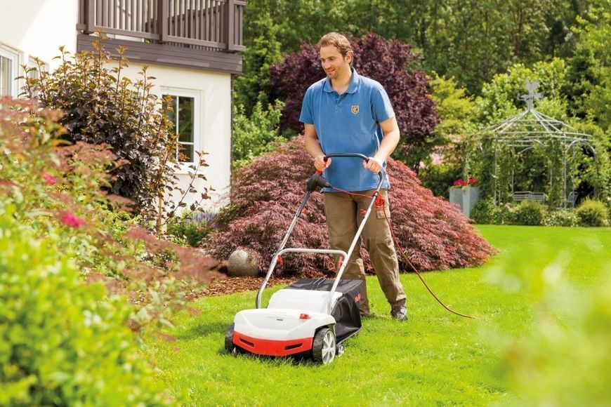 Електричний аератор-розпушувач (скарифікатор) для газону AL-KO Combi Care 38 Е Comfort : 1.3 кВт, 380 мм (112800) FAY 112800 фото
