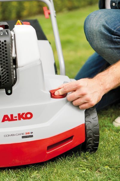 Бензиновий аератор-розпушувач (скарифікатор) для газону AL-KO Combi Care 38 P Comfort : 1.3 кВт, 380 мм (112799) 112799 фото