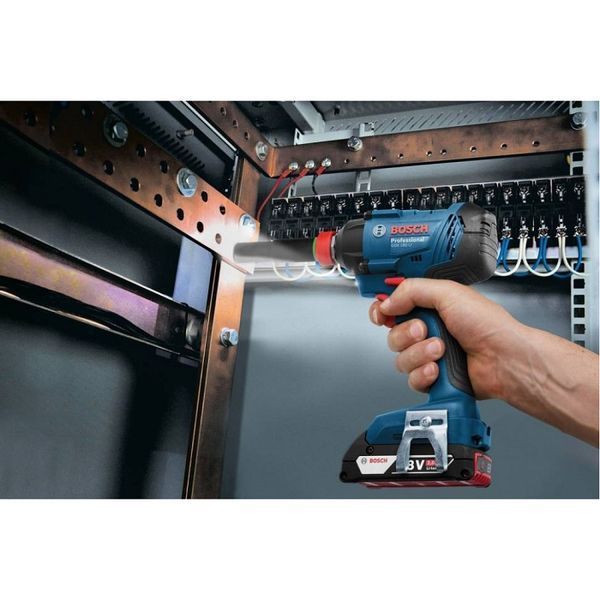 Професійний акумуляторний ударний гайковерт Bosch Professional GDS 18V-450 HC : без АКБ, 450 Hm, 2300 об/хв, 3300 уд/хв 06019K4000 фото