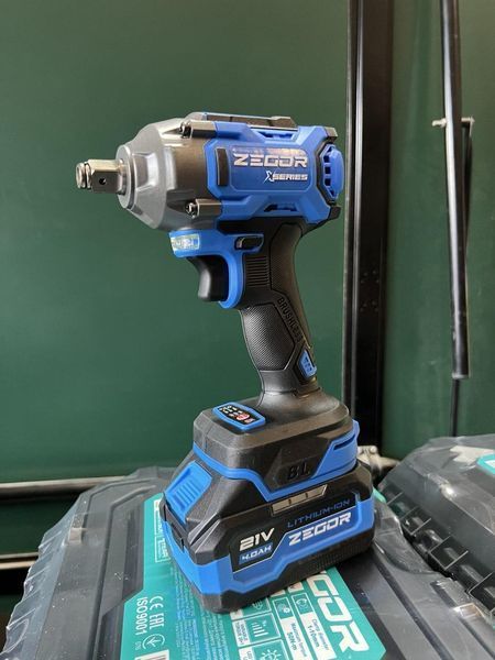 Гайковерт аккумуляторный бесщеточный ZEGOR SDAX-21BL-500 (акум 21V 4Ah 2шт и зарядка) SDAX-21BL-500 фото