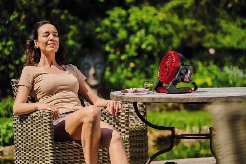 Мощный аккумуляторный вентилятор Einhell GE-CF 18/2200 Li-Solo: c АКБ 18V 2.5 Ah, 2200 об/мин 3408035 4512097 фото