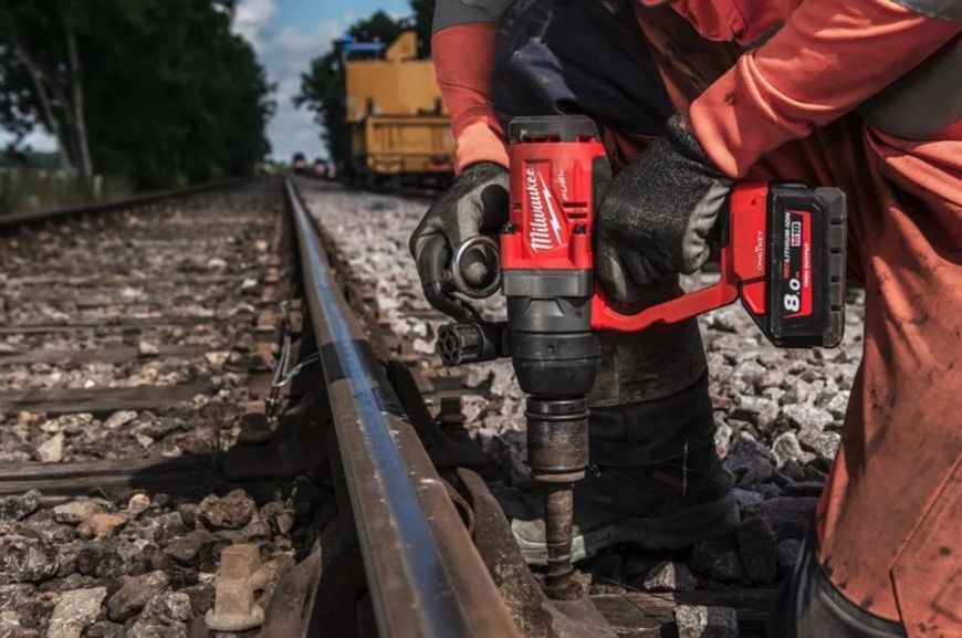 Гайковерт высокомоментный 1" (2400 Нм) M18 FUEL с фиксацией кольцом ONE-KEY Milwaukee 4933459733 фото
