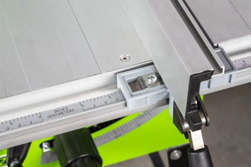 Циркулярная пила Zipper ZI-FKS250 &ndash; диск 250 мм, мощность 1,8 кВт (230 В) ZI-FKS250 фото