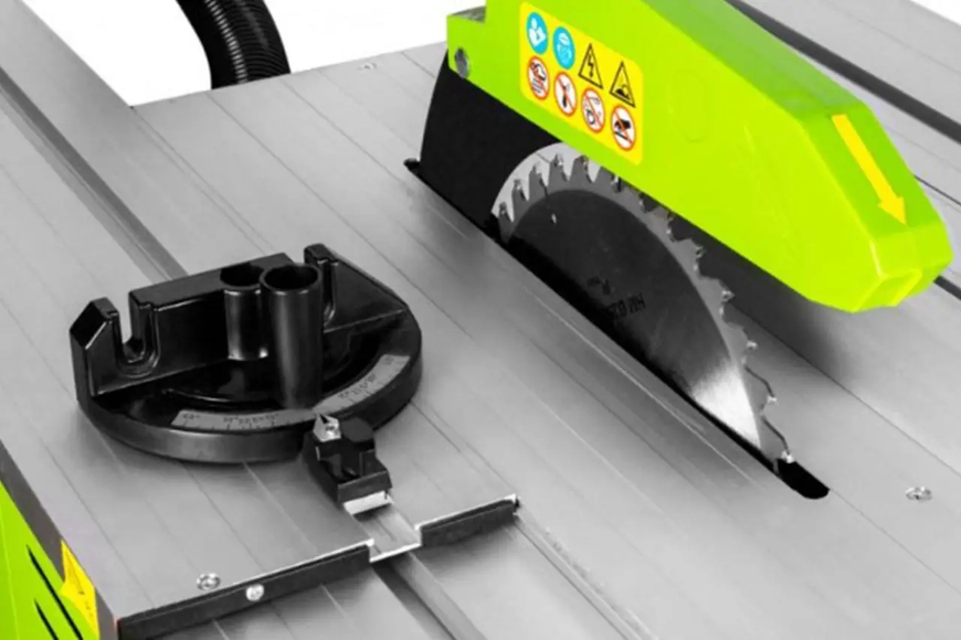 Циркулярная пила Zipper ZI-FKS250 &ndash; диск 250 мм, мощность 1,8 кВт (230 В) ZI-FKS250 фото