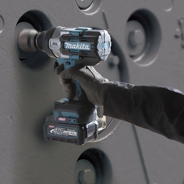 Гайковерт аккумуляторный MAKITA TW001GM201 (2акум.40В 4Ач/зарядный/кейс/1800Нм) TW001GM201 фото