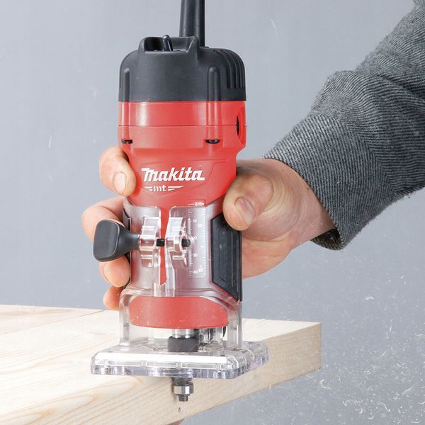 Электрический ручной столярный фрезер кромочный по дереву Makita 3700 : 530 Вт, 6 цанга 3700 фото