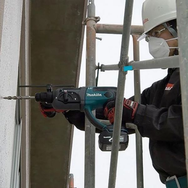 Профессиональный аккумуляторный перфоратор Makita DHR202RX4 : с АКБ 2шт-18V 3 Ач+1,5 Ач, 2 Дж DHR202RX4 фото