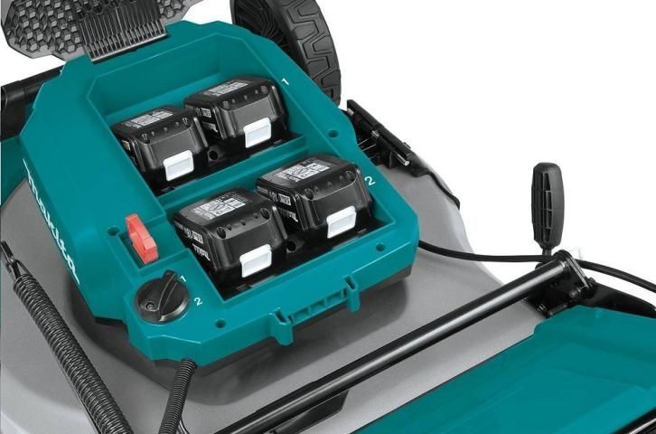 Газонокосарка акумуляторна Makita DLM532PT4 : 18 В акумулятор 4 шт на 5 Ач + зарядка DC18RD DLM532PT4 фото