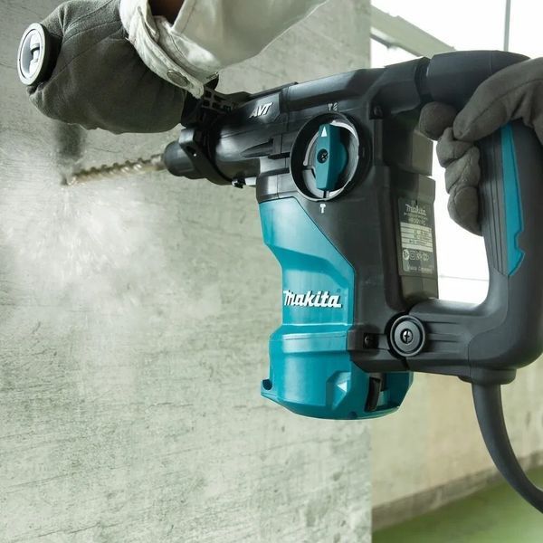 Профессиональный электрический перфоратор Makita HR3001CJ : 1050 Вт, 3.9 Дж, SDS-Plus HR3001CJ фото