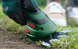 Кусторез-ножницы аккумуляторный Bosch ISIO 3 в чехле с ножом для травы, ножом кустореза 0600833108 фото 3