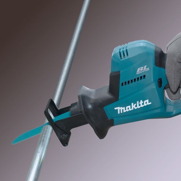 Професійна акумуляторна шабельна пила Makita DJR189Z : без АКБ, безщіткова DJR189Z фото