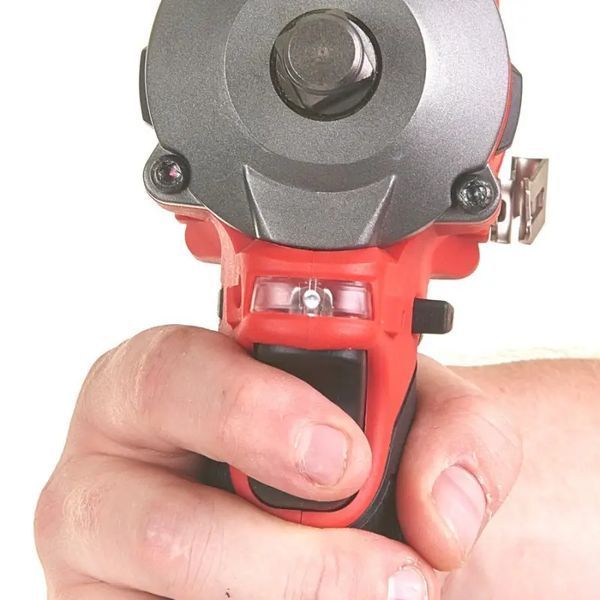 Профессиональный гайкокрут аккумуляторный Milwaukee M12 FIWF12-422X 4933464616 фото