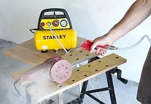 Потужний компресор повітряний безмасляний STANLEY DN200/8/6 : 1.1 кВт, 6 л, 180 л/хв DN200/8/6 фото