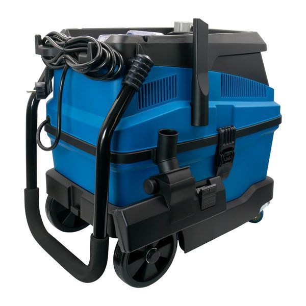 Пылесос PROFI-TEC PVC1630 : 1600 Вт, 30л, встроенная розетка (006531) 006531 фото