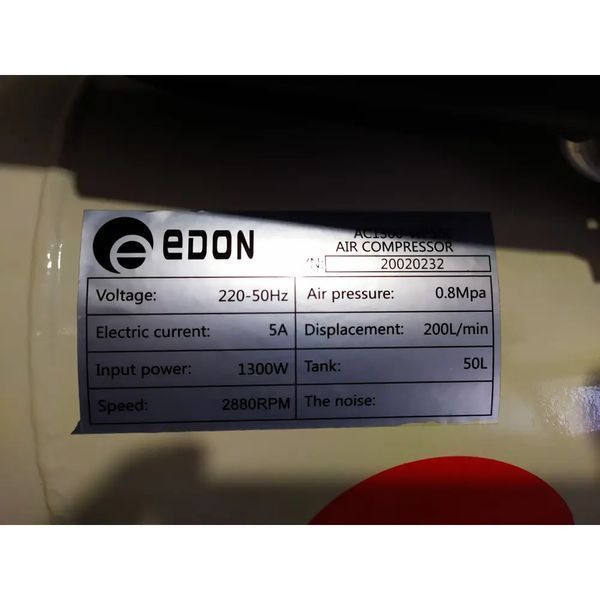 Потужний повітряний компресор EDON AC 1300-WP50L : 1300 Вт, 200 л/хв, об'єм ресивера 50 л AC 1300-WP50L фото