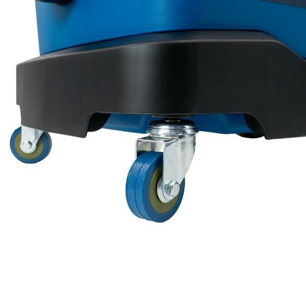 Пылесос PROFI-TEC PVC1630 : 1600 Вт, 30л, встроенная розетка (006531) 006531 фото