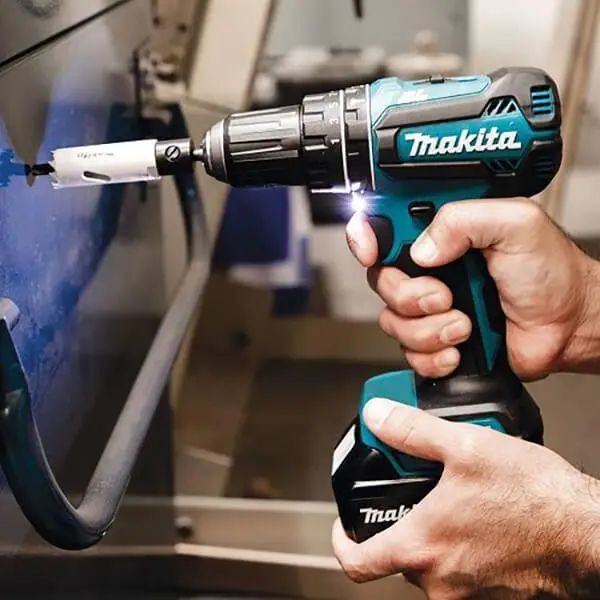 Профессиональный аккумуляторная дрель-шуруповерт MAKITA DDF485Z : 18V, ( без АКБ и зарядки) DDF485Z фото