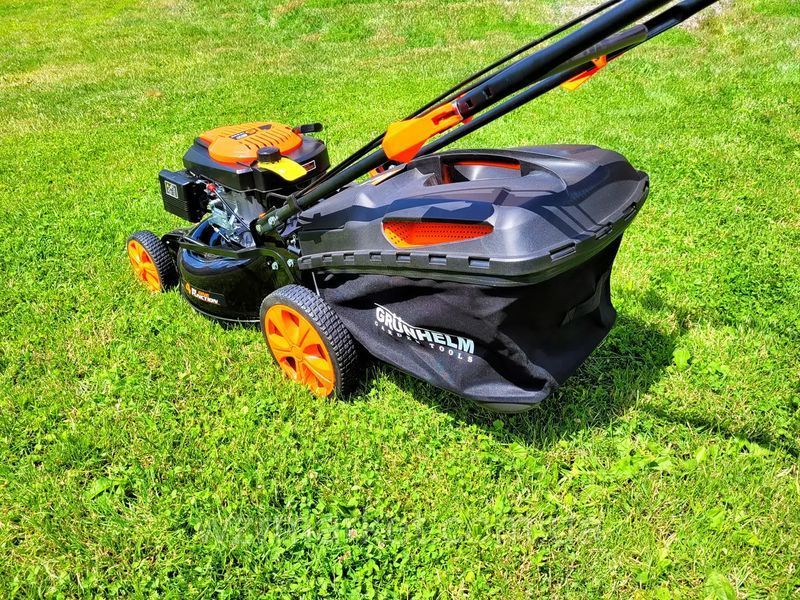 Газонокосилка бензиновая Grunhelm S461VHY самоходная S461VHY фото