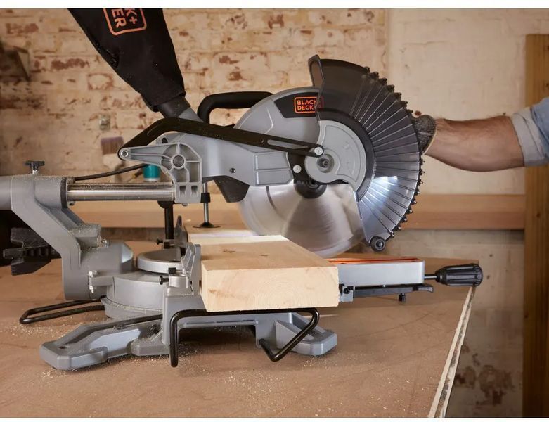 Професійна пила торцювальна мережева BLACK+DECKER BES710 : 2100 Вт, диск 254х30 мм, 5200 об/хв BES710 фото