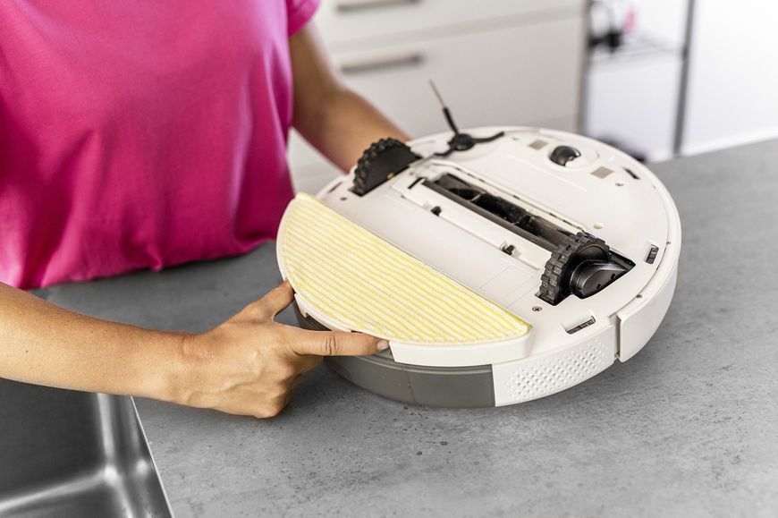 Профессиональный робот-пылесос Karcher RCV 5 с функцией влажной уборки (1.269-640.0) 1.269-640.0 фото
