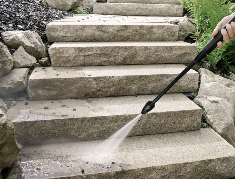 Мощная минимойка высокого давления Karcher K 2 Universal Edition: 1400 Вт, давление 110 бар, 360 л/ч 1.673-000.0 фото