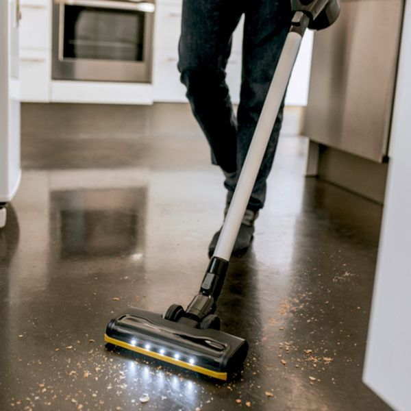 Мощный аккумуляторный пылесос Karcher VC 6 Cordless ourFamily Battery Plus (1.198-677.0) 1.198-677.0 фото