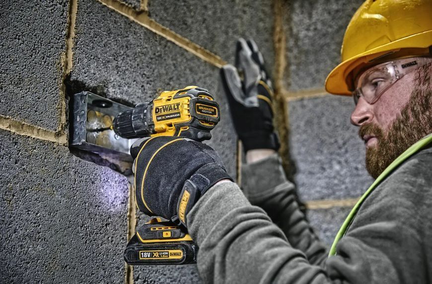 Професійна дриль-шурупокрут акумуляторний безщітковий DeWALT DCD708N : без АКБ, 65 Нм (DCD708N) DCD708N фото