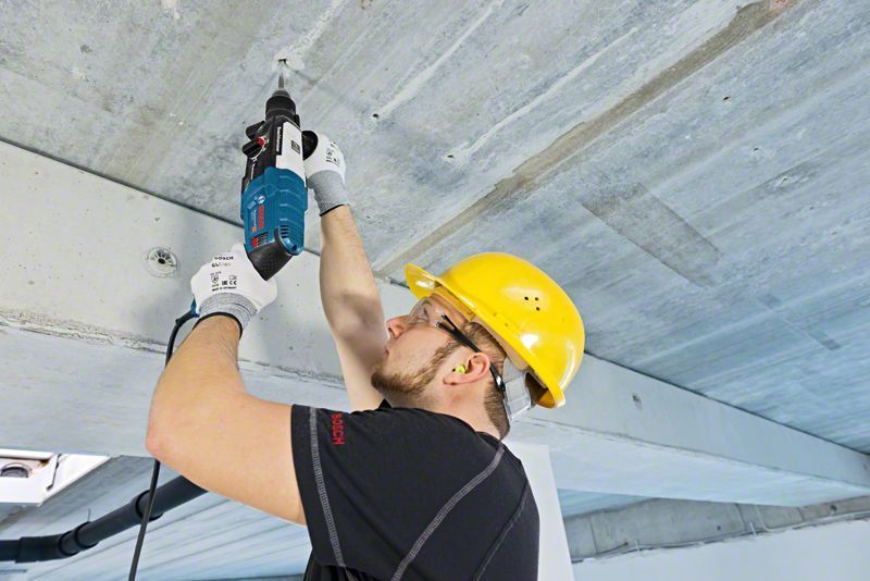 Професійний електричний перфоратор Bosch GBH 2-28 : 880 Вт, 3.2 Дж, SDS-Plus (0611267500) 0611267500 фото