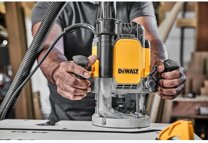 Профессиональный фрезер сетевой DeWALT DWE625KT : 2300Вт, цанга 8-12 (DWE625KT) DWE625KT фото