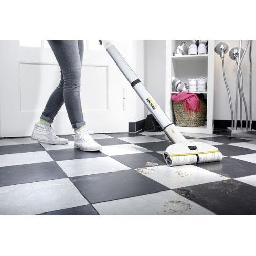 Очиститель пола аккумуляторный KARCHER EWM 2 Premium (швабра) 1.056-350.0 фото