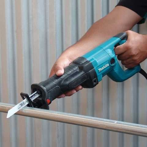 Професійна шабельна пила (ножівка) MAKITA JR3051TK : 1200Вт, число ходу 3.000хв-1, довжина ходу 30 мм JR3051TK фото