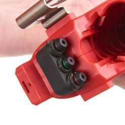Профессиональный аккумуляторный заклепочник MILWAUKEE M12 BPRT-201X : с АКБ 12V 2.0Ah (4933464405) 4933464405 фото